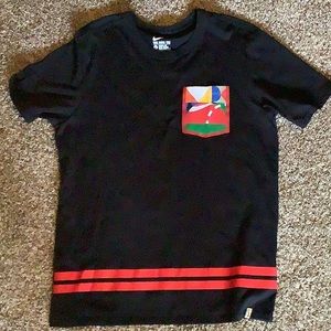 Nike Dri-Fit Pocket Large T-Shirt